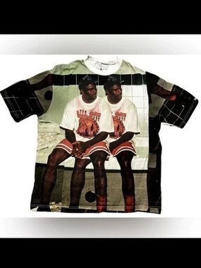 Nike Air Jordan Flight Heritage Michael Jordan T-Shirt Size Large